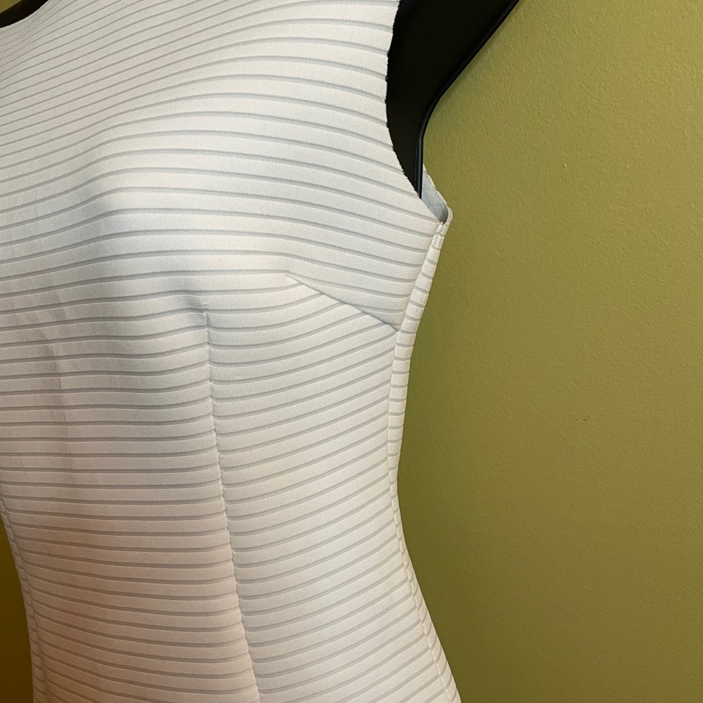Symphony Dress - Picture 6 of 16